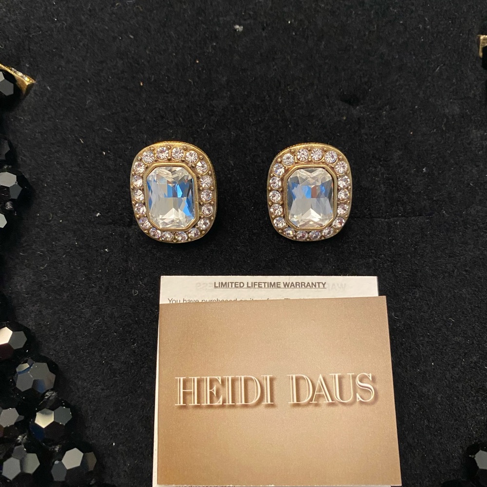 Heidi Daus Tailored to Please Set Black Necklace Bracelet and Earrings - Picture 3 of 15